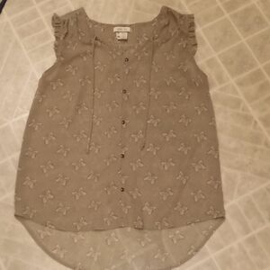 Women's sleeveless blouse